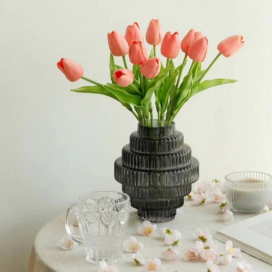 vase à fleurs TourModerne, le modèle noir
